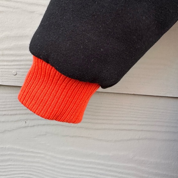 NHL Philadelphia Flyers Reversible Jacket - Picture 4 of 16